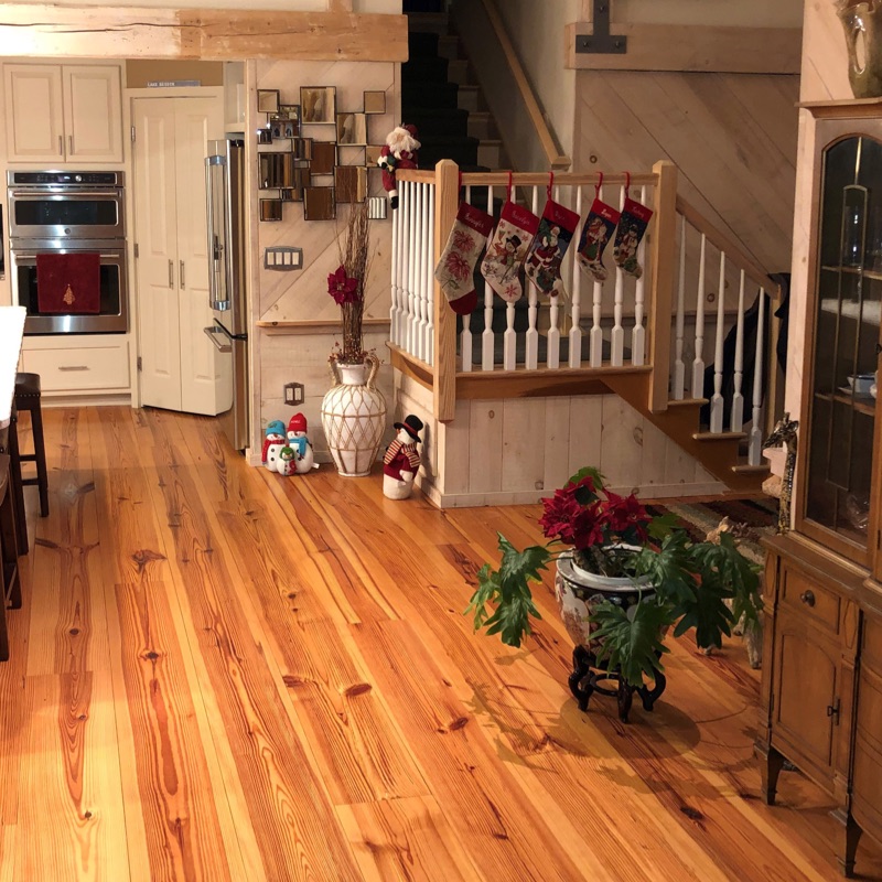 heart pine plank flooring - dining room